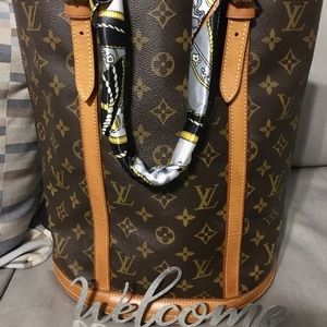 Authentic Louis Vuitton Bucket Bag GM